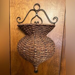Wall pocket basket - Wicker / metal  - home decor approx 13" across x 20…